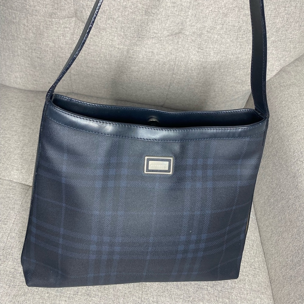 Burberry shoulder bag - Authentic